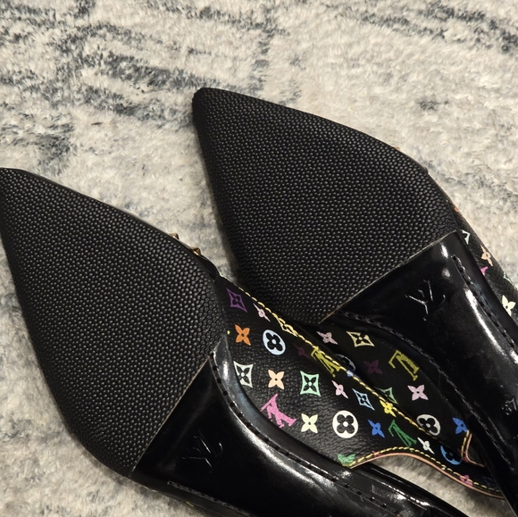 Louis Vuitton Murakami Heels - Picture 8 of 8
